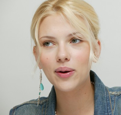 Scarlett Johansson Poster 1443676