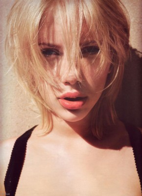 Scarlett Johansson Poster 1479142