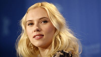 Scarlett Johansson Poster 2076417