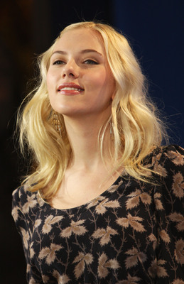 Scarlett Johansson Poster 2076446