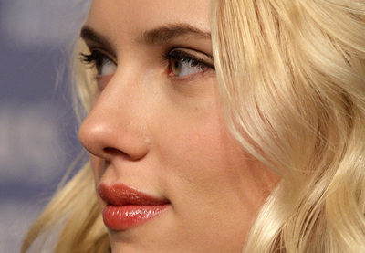 Scarlett Johansson Poster 2076485