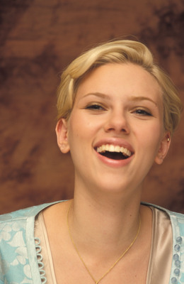 Scarlett Johansson Poster 2086369