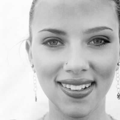 Scarlett Johansson Poster 2086371