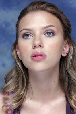 Scarlett Johansson Poster 2229964