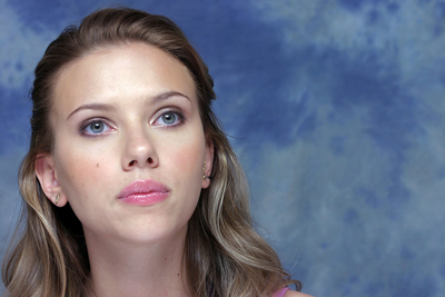 Scarlett Johansson Poster 2238308