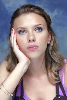 Scarlett Johansson Poster 2238418