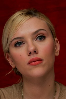 Scarlett Johansson Poster 2253991