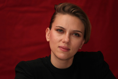 Scarlett Johansson Poster 2266402