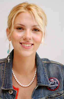 Scarlett Johansson Poster 2269726