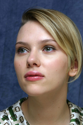 Scarlett Johansson Poster 2269737