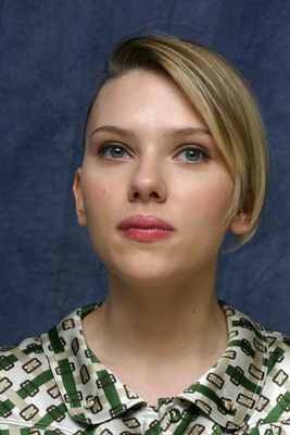 Scarlett Johansson Poster 2269747