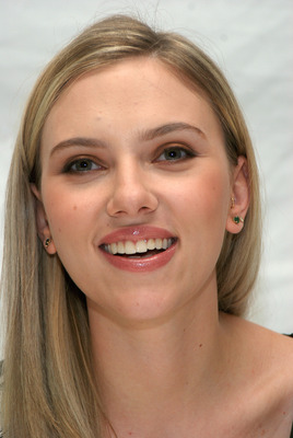 Scarlett Johansson Poster 2269753