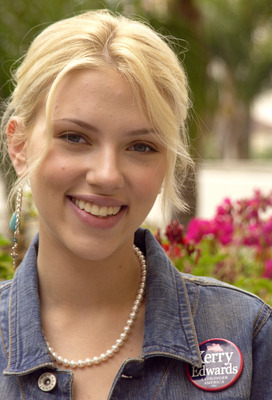 Scarlett Johansson Poster 2269758