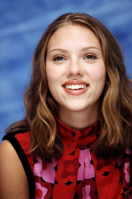 Scarlett Johansson Poster 2269764