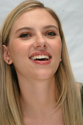 Scarlett Johansson Poster 2269766