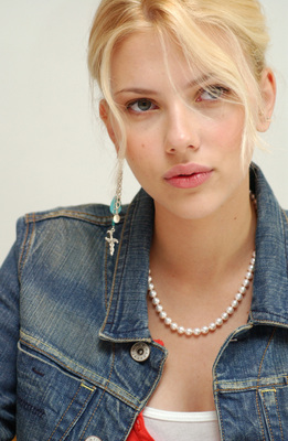 Scarlett Johansson Poster 2269770