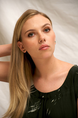 Scarlett Johansson Poster 2275751