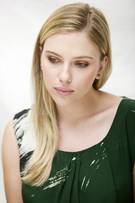 Scarlett Johansson Poster 2290198
