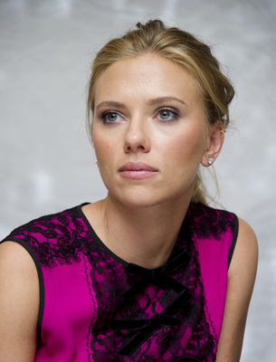 Scarlett Johansson Poster 2346324