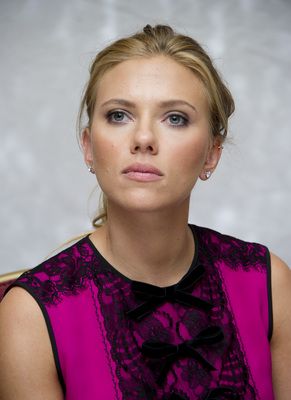 Scarlett Johansson Poster 2346325