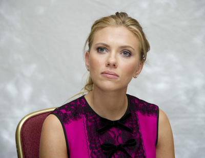 Scarlett Johansson Poster 2346327