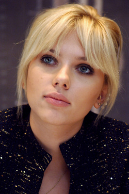 Scarlett Johansson Poster 2395427