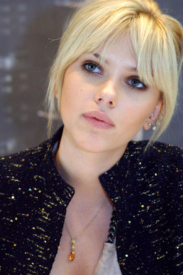 Scarlett Johansson Poster 2395464