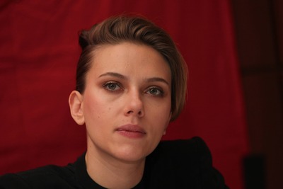 Scarlett Johansson Poster 2447220