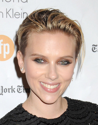 Scarlett Johansson Poster 2784091
