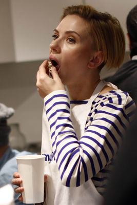 Scarlett Johansson Poster 2784140