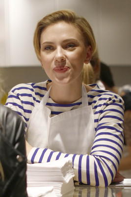Scarlett Johansson Poster 2784392