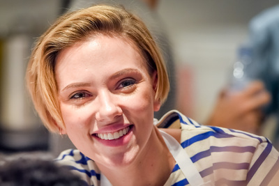 Scarlett Johansson Poster 2784684