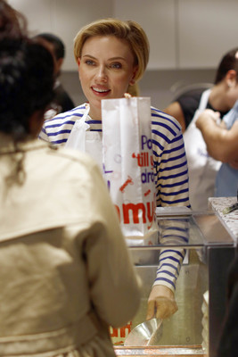 Scarlett Johansson Poster 2785371