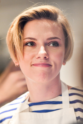 Scarlett Johansson Poster 2785656