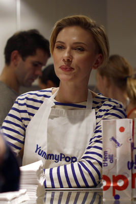 Scarlett Johansson Poster 2785920