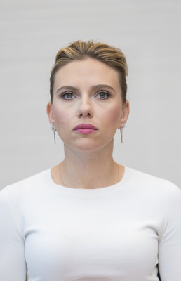 Scarlett Johansson Poster 3675824