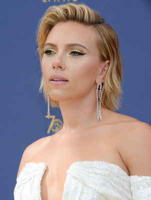 Scarlett Johansson Poster 3810374