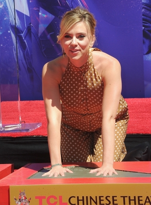 Scarlett Johansson Poster 3832248