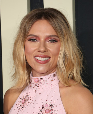 Scarlett Johansson Poster 3886478