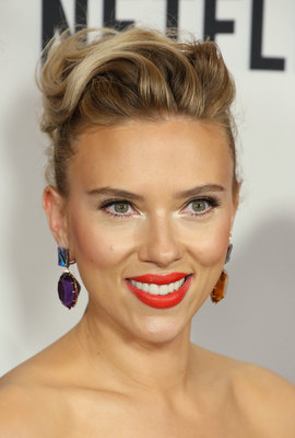 Scarlett Johansson Poster 3910121