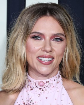 Scarlett Johansson Poster 3910233