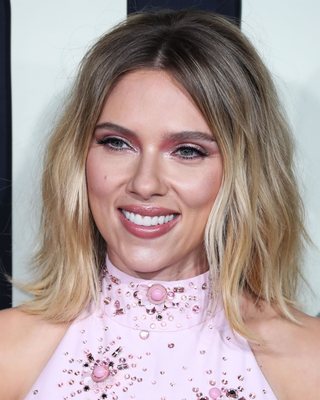 Scarlett Johansson Poster 3910303