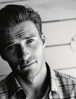 Scott Eastwood Poster 2456679