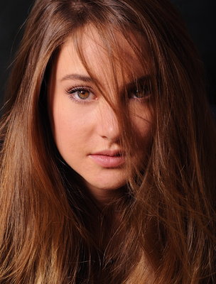Shailene Woodley Poster 2007988