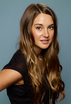 Shailene Woodley Poster 2008012