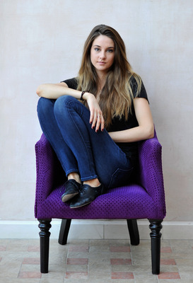 Shailene Woodley Poster 2008016