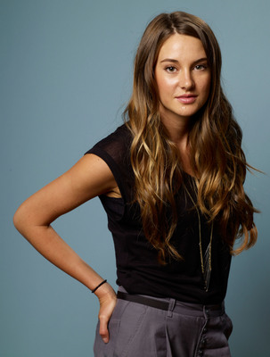 Shailene Woodley Poster 2008022