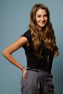 Shailene Woodley Poster 2008026