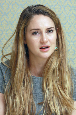 Shailene Woodley Poster 2350680