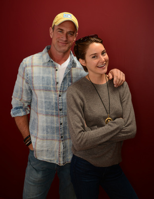 Shailene Woodley Poster 2376311